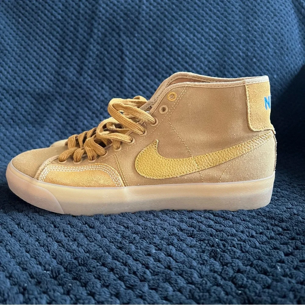 Nike SB BLZR Court Mid Premium Desert Ocher - Mens size 8 NEW - Picture 2 of 9
